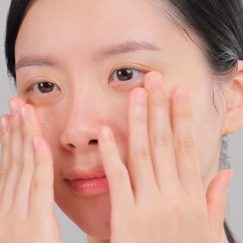 MEDIPEEL Peptide 9 Volume White Cica Essence PRO